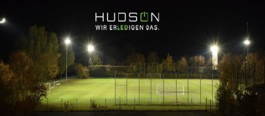 2024Hudson-LED-Flutlicht390